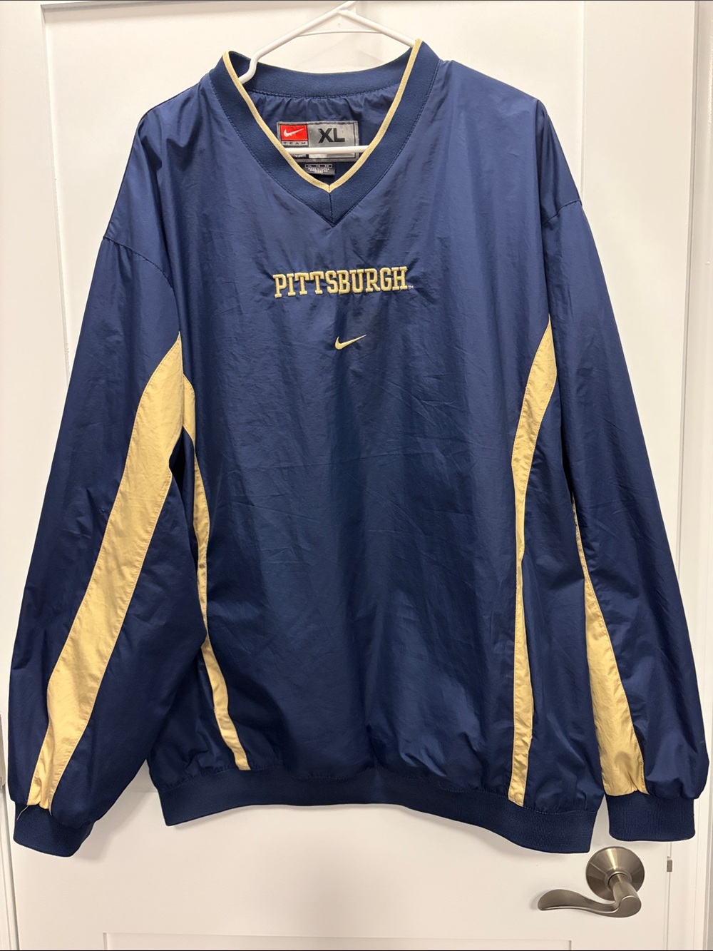 Nike Navy and Cream Pittsburgh Panthers Pullover Windbreaker
